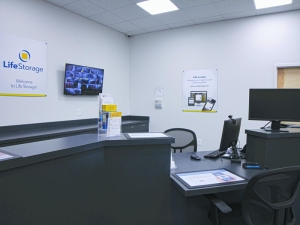 Life Storage - 4020 - Parma Heights - 130th St - Photo 3