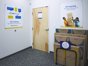 Life Storage - 4020 - Parma Heights - 130th St - Photo 4