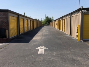 Life Storage - 4056 - Greensboro - Gate City Blvd - Photo 3