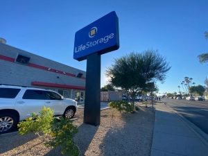 Life Storage - 4099 - Phoenix - 2019 W Glendale Ave - Photo 1