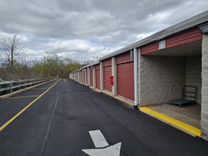 Extra Space Storage - 4205 - Hatfield - Main St - Photo 2