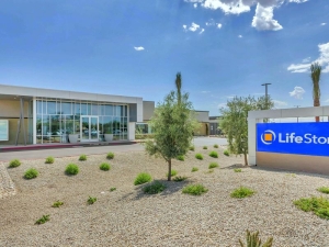 Life Storage - 4212 - Chandler - 2015 S Arizona Ave - Photo 1