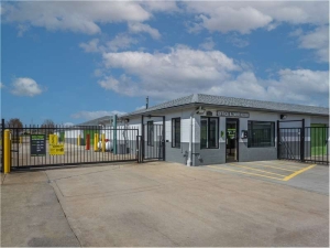 Extra Space Storage - 0368 - Mentor - Mentor Ave - Photo 6