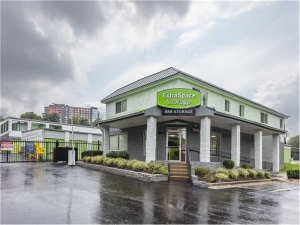 Extra Space Storage - 0380 - Rockville - 11850 Parklawn Dr