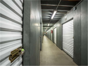 Extra Space Storage - 0393 - Pico Rivera - East Slauson Ave - Photo 5