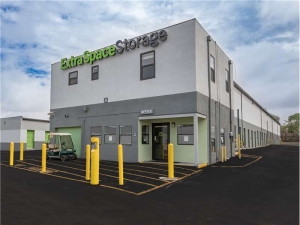 Extra Space Storage - 0485 - Santa Fe - West San Mateo Rd