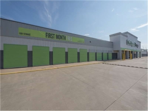 Extra Space Storage - 0586 - Wichita - E 21st St N - Photo 6