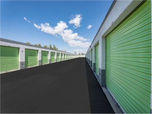 Extra Space Storage - 1665 - Tempe - W Broadway Rd - Photo 4