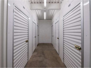 Extra Space Storage - 1665 - Tempe - W Broadway Rd - Photo 5