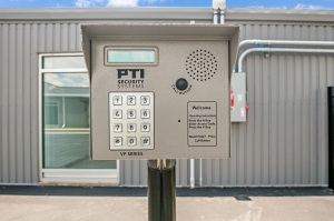 Extra Space Storage - 7297 - Pensacola - Nine Mile Rd - Photo 2