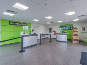 Extra Space Storage - 7478 - Columbus - Blackmon Rd - Photo 3