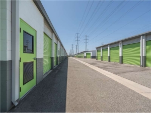 Extra Space Storage - 1932 - Long Beach - Paramount Blvd - Photo 4