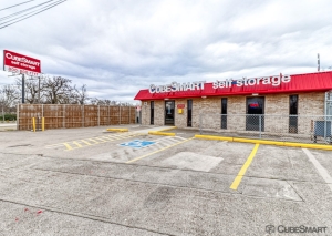 CubeSmart Self Storage TX Seagoville US 175