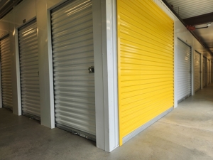 Extra Space Storage - 3047 - Hoover - Lorna Road - Photo 5