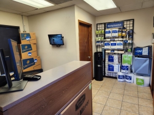 Extra Space Storage - 3052 - Pensacola - 2295 Michigan Ave - Photo 3