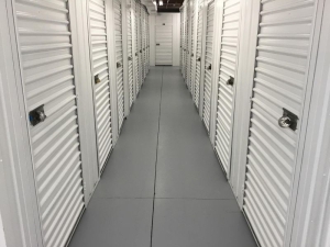 Extra Space Storage - 3055 - Clearwater - Belcher Rd - Photo 3