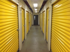 Extra Space Storage - 3064 - Montgomery - Spruce Street - Photo 5