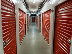Extra Space Storage - 3121 - Rumford - Narragansett Park Dr - Photo 5
