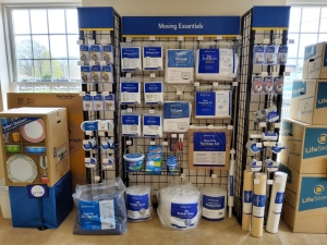 Extra Space Storage - 3126 - East Greenwich - County Trl - Photo 7