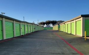 Extra Space Storage - 3184 - Duncanville - Highway 67 - Photo 4