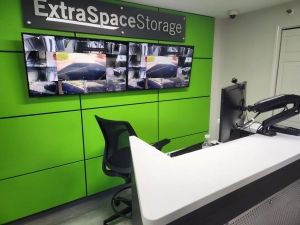 Extra Space Storage - 3214 - Nashua - Spit Brook Rd - Photo 9
