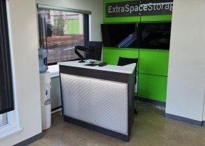 Extra Space Storage - 3225 - St Louis - Manchester Ave - Photo 3