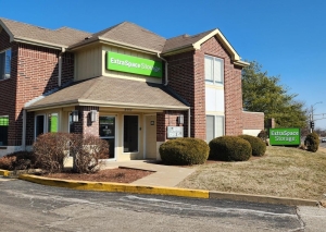 Extra Space Storage - 3225 - St Louis - Manchester Ave - Photo 6