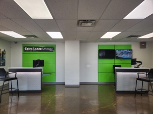 Extra Space Storage - 3227 - Dallas - Goldmark Dr - Photo 6