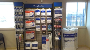 Extra Space Storage - 3248 - Amherst - Niagara Falls Blvd. - Photo 7