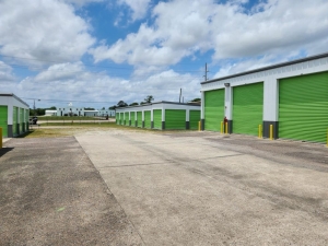 Extra Space Storage - 3270 - Beaumont - Major Dr. - Photo 5