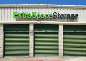 Extra Space Storage - 3287 - Bedford - Crystal Springs