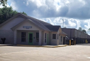 Extra Space Storage - 3288 - Houston - 7610 Highway 6 - Photo 9