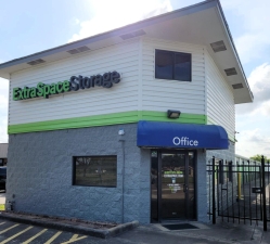 Extra Space Storage - 3292 - Friendswood - 2351 Rd