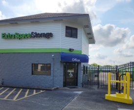 Extra Space Storage - 3292 - Friendswood - 2351 Rd - Photo 8