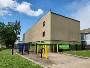 Extra Space Storage - 3302 - Houston - Katy Freeway - Photo 6
