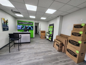 Extra Space Storage - 3329 - Chicago - Pershing Rd - Photo 3