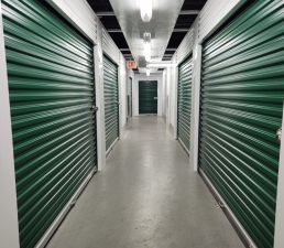 Extra Space Storage - 3334 - Chicago - Broadway St - Photo 5