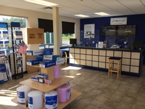 Extra Space Storage - 3417 - Salisbury - Elm St - Photo 3