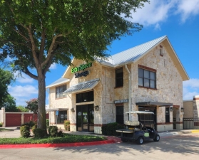 Extra Space Storage - 3420 - McKinney - Alma Rd - Photo 2