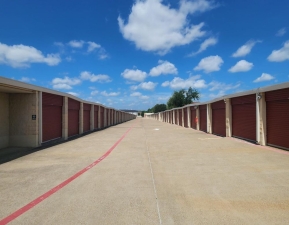 Extra Space Storage - 3420 - McKinney - Alma Rd - Photo 5