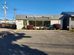 Extra Space Storage - 3435 - Lackawanna - Ridge Rd