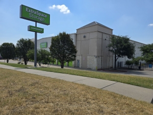 Extra Space Storage - 3437 - Austin - Braker Ln - Photo 6