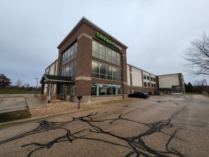 Extra Space Storage - 3443 - Algonquin - Algonquin Rd