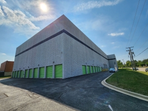 Extra Space Storage - 3454 - Elmhurst - IL Route 83 - Photo 2