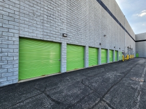 Extra Space Storage - 3454 - Elmhurst - IL Route 83 - Photo 5