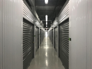 Extra Space Storage - 3466 - Glenview - Milwaukee Ave - Photo 6