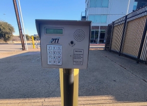 Extra Space Storage - 3471 - Dallas - Good Latimer Expy - Photo 2