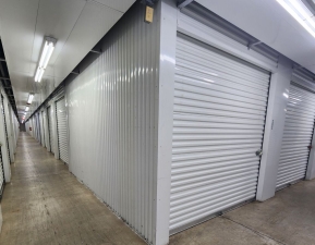 Extra Space Storage - 3478 - Houston - Bay Pointe Ct. - Photo 5