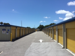 Extra Space Storage - 3625 - St Petersburg - Tyrone Blvd - Photo 4