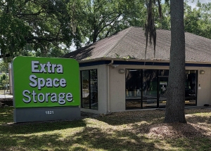 Extra Space Storage - 3676 - Tampa - 1821 Fletcher Ave